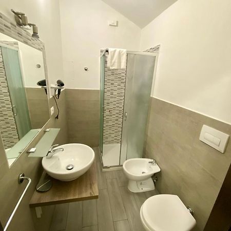 Guest House Minas Мілан Екстер'єр фото