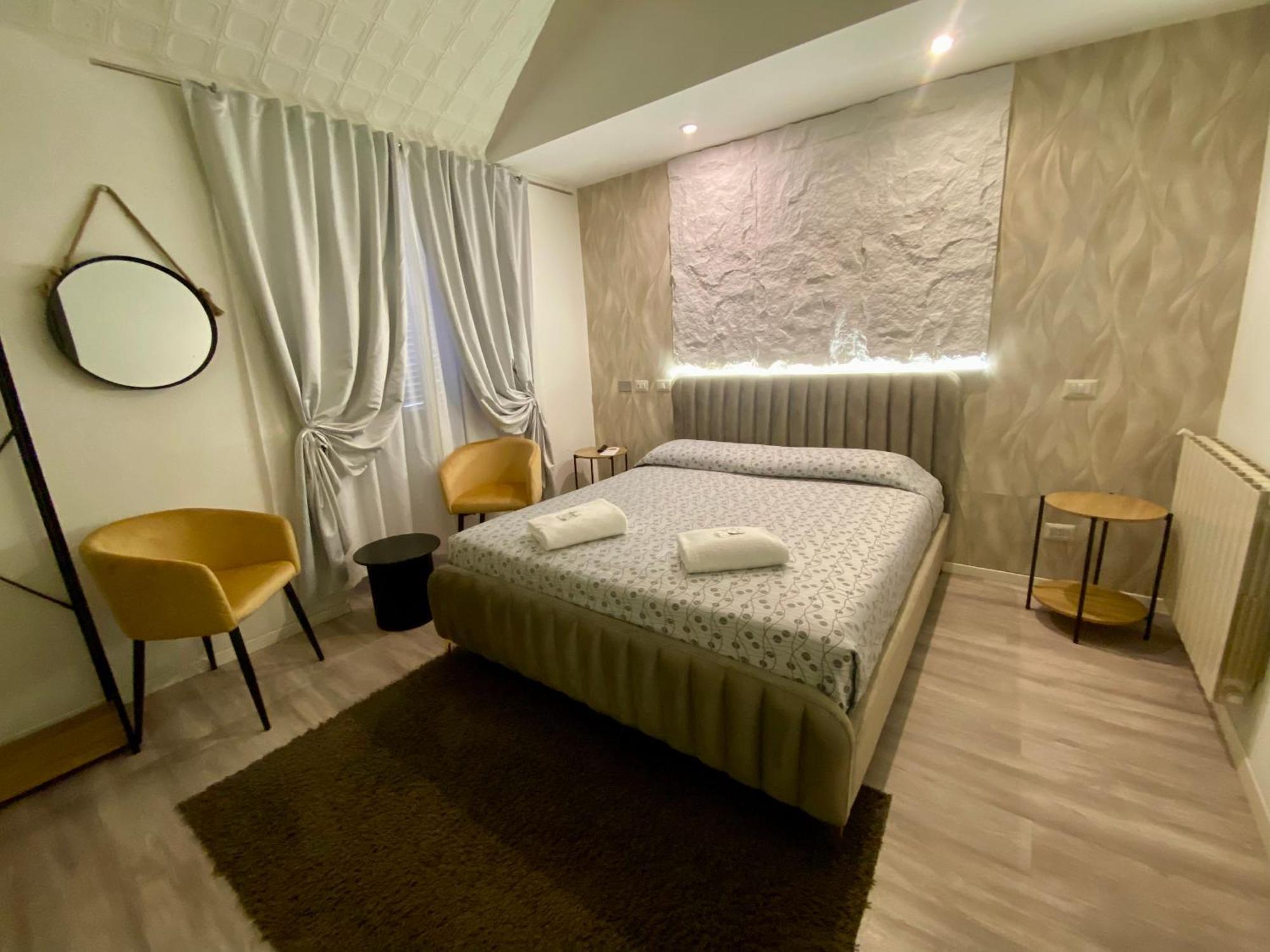 Guest House Minas Мілан Екстер'єр фото
